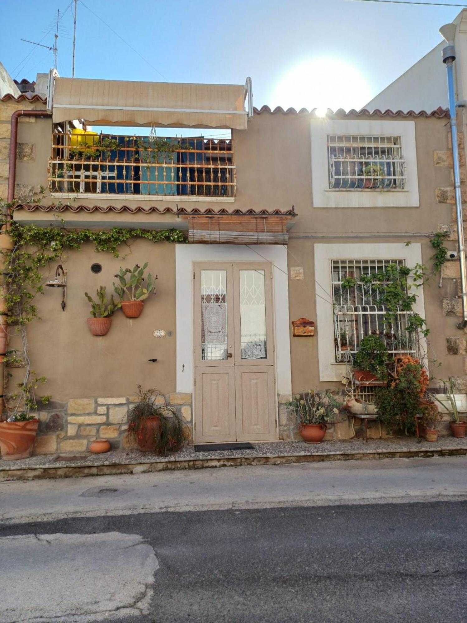 Apartment La Casa Di Piero E Mary Brucoli